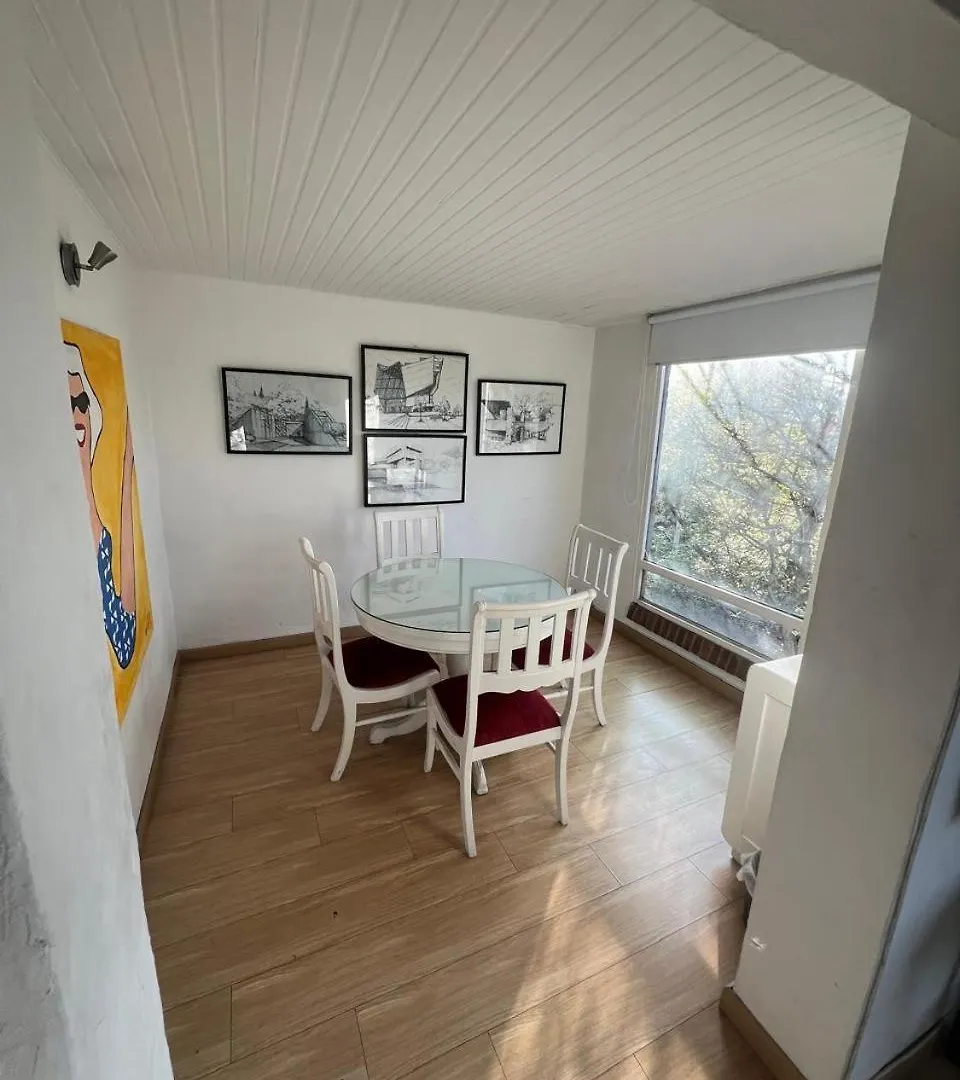 Mosaic Living Apartment Bogota 0*,